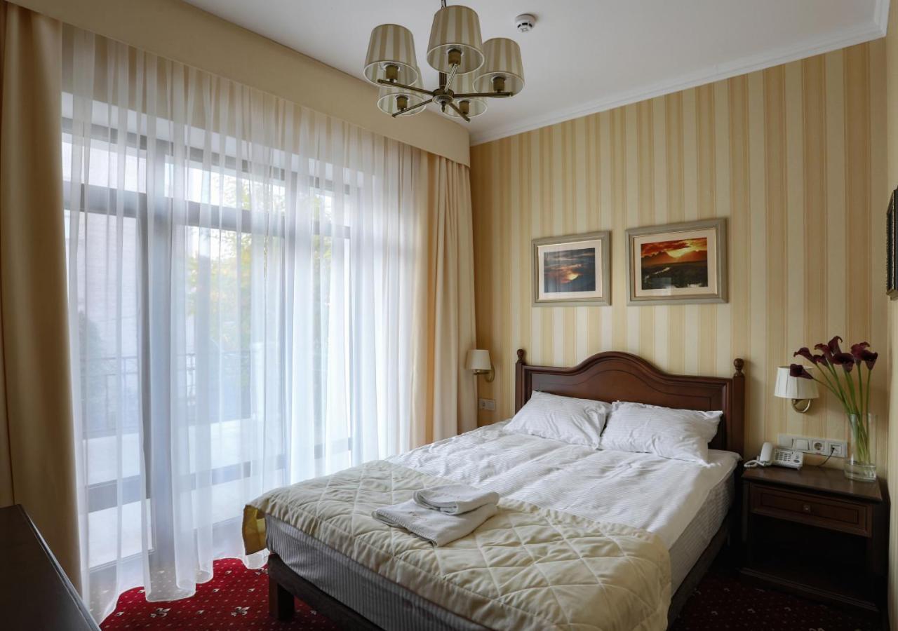 Fenix Town Ξενοδοχείο Βίνιτσα Εξωτερικό φωτογραφία