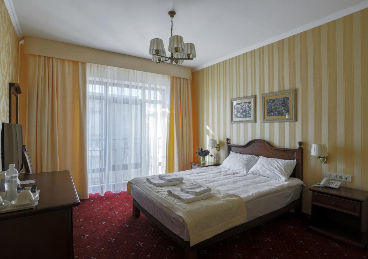 Fenix Town Ξενοδοχείο Βίνιτσα Εξωτερικό φωτογραφία