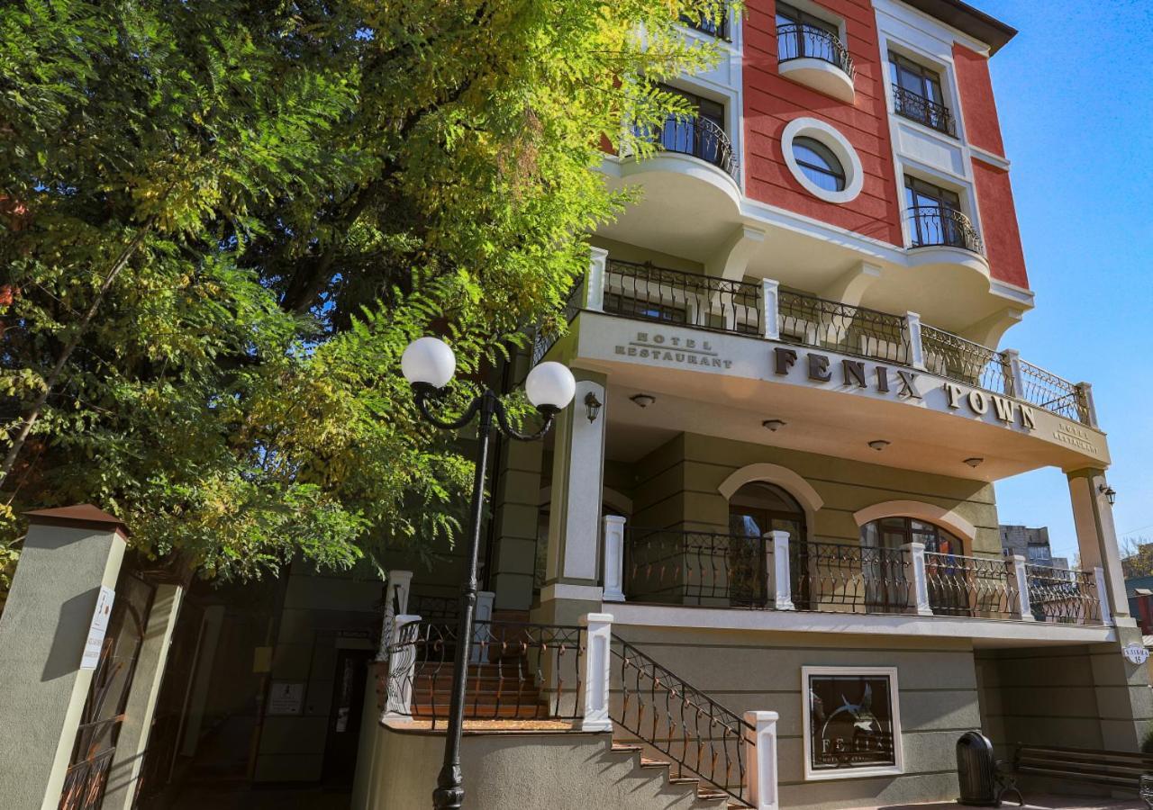 Fenix Town Ξενοδοχείο Βίνιτσα Εξωτερικό φωτογραφία